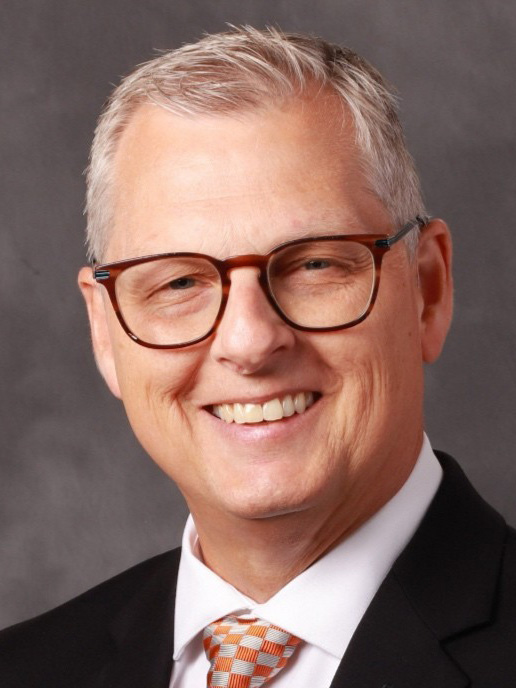 Brian Nolen headshot